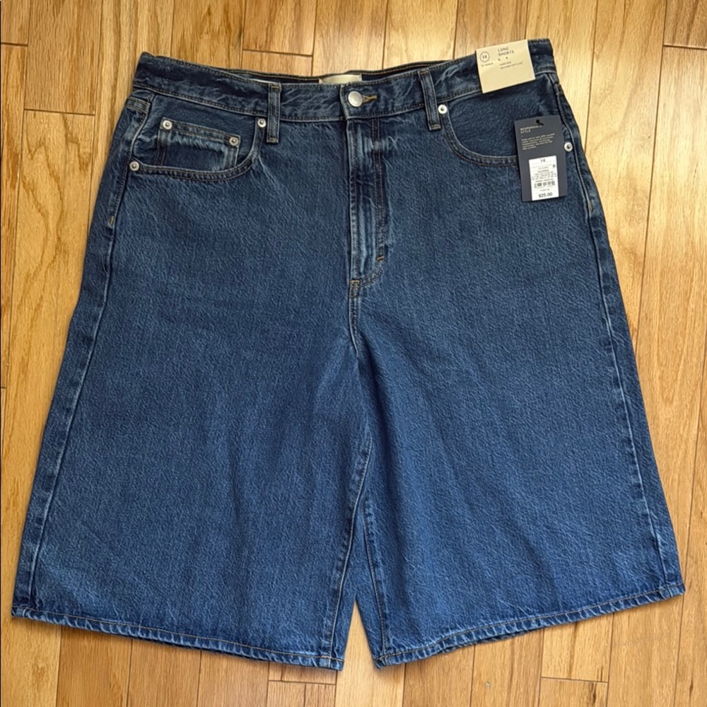 Universal Thread Blue Jean Shorts Medium-Dark Wash